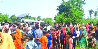हाई वोल्टेज बिजली के चपेट में आने से बस पर सवार दो बाराती की मौत, 18 जख्मी