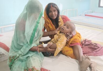 दीवार से गिरा बल्ब होल्डर,करंट से झुलसा मासूम