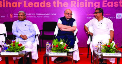 प्रधानमंत्री और बिहार के मुख्यमंत्री जैसा नेतृत्व ही भारत के सपनों को पूरा करेगा : हरिवंश