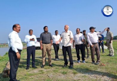 अपर सचिव द्वारा वीरपुर के अधीन आने वाले तटबंधों और जल संरचनाओं का किया निरीक्षण