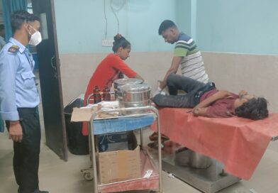 सड़क पर लहूलुहान जिंदगी, अस्पताल में एंबुलेंस तक नहीं हादसे के बाद पांच जख्मी मरीज तड़पते रहे, सिस्टम बना तमाशबीन