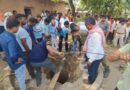 कुआं से लोटा निकालने के चक्कर में पिता- पुत्र की दम घुटने से मौत
