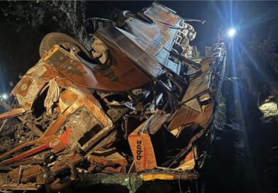 नेपाल में बस हादसा, 18 यात्रियों की मौत, इनमें न्यूजीलैंड की महिला और पुरुष भी शामिल