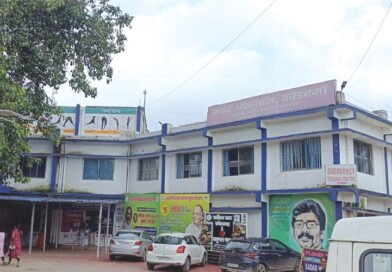 कोडरमा : दो सड़क हादसों में एक की मौत, दो घायल