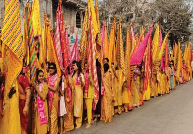 त्रिवेणीगंज में निकाली गई भव्य निशान यात्रा
