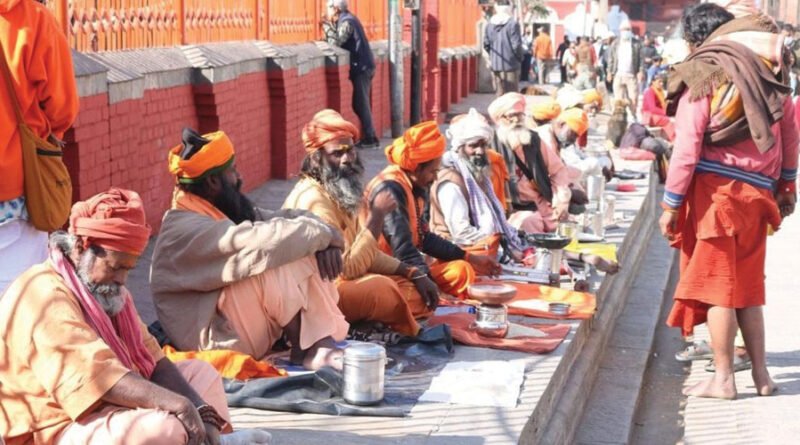 महाशिवरात्रि पर भारत से पशुपतिनाथ मंदिर आए साधु संन्यासियों की हुई विदाई