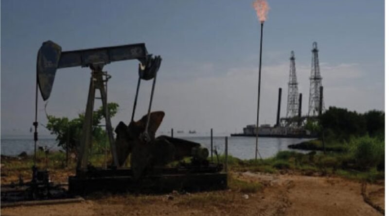 भारत जैसे तेल आयातकों को मिलेगी राहत,कच्चे तेल की कीमत में छह प्रतिशत से अधिक की गिरावट