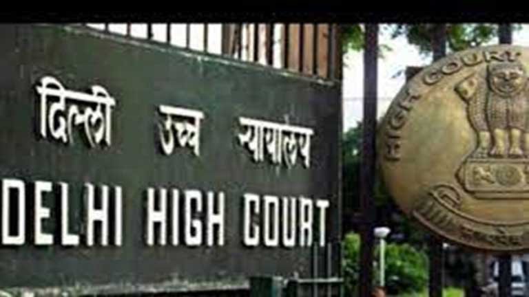 जंतर-मंतर पर प्रदर्शनकारियों की कैमरे से गुप्त निगरानी के खिलाफ दिल्ली हाई कोर्ट में याचिका दायर करतीं जेएनयू की आइशी घोष